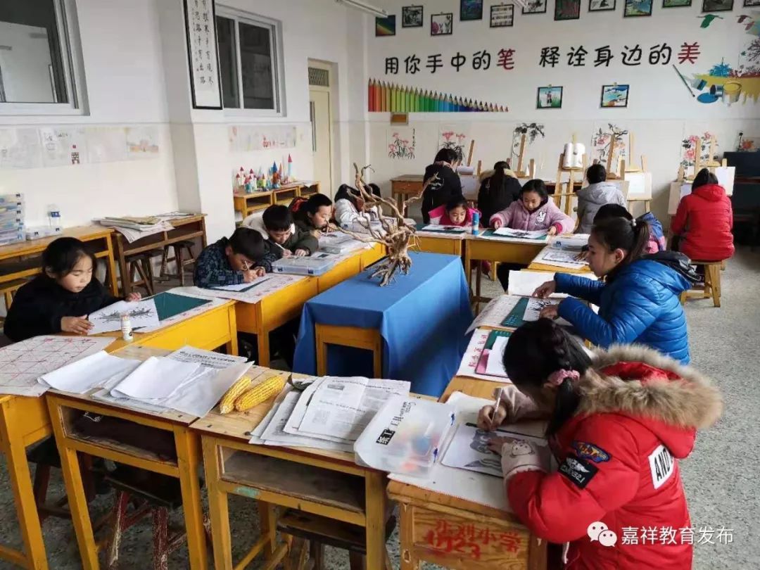 橡皮泥手工餐具_营养餐橡皮泥手工制作_橡皮泥手工做饭
